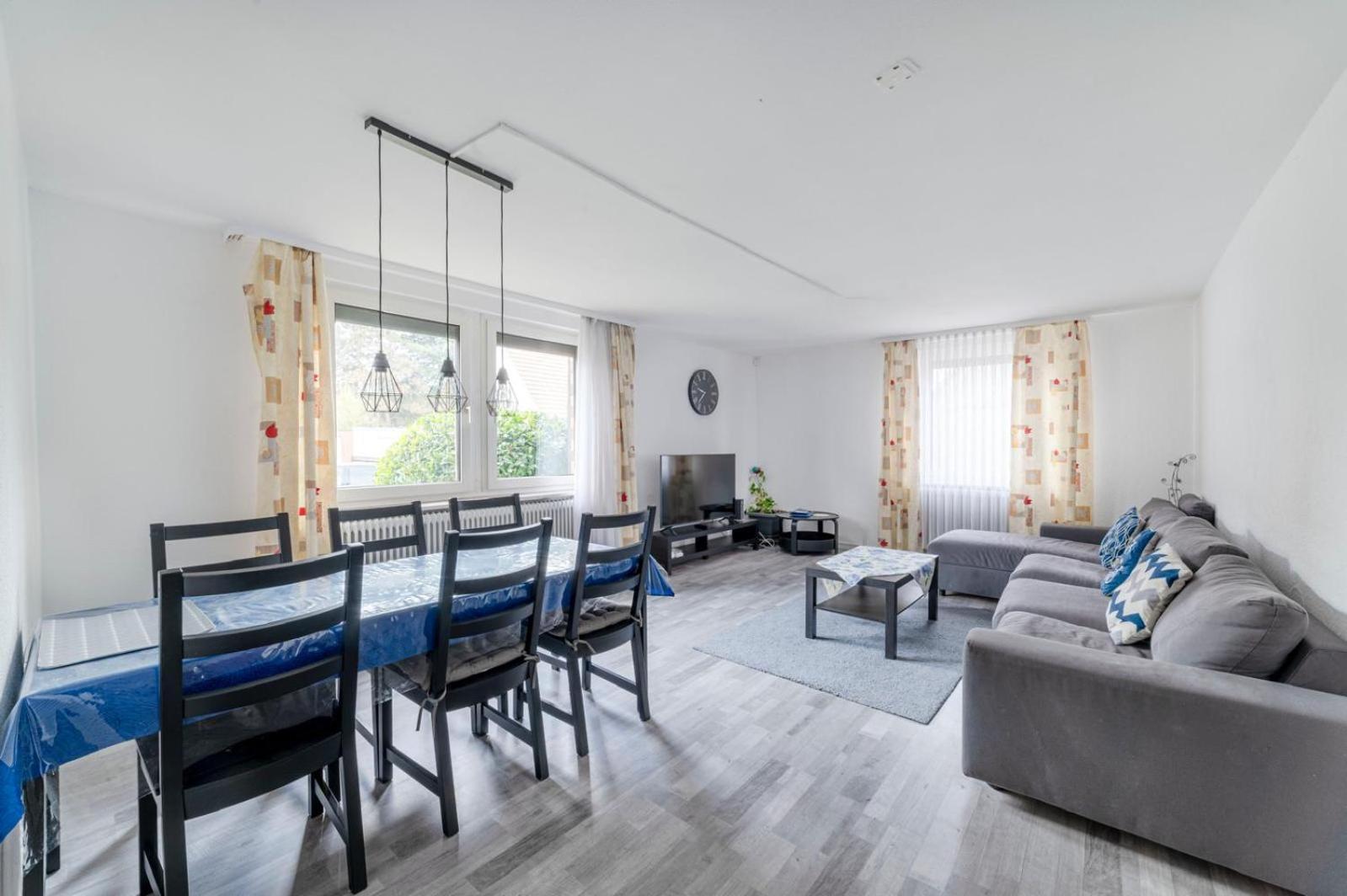 Cozy Villa With Garden, Balcony And Parking Area In Duesseldorf Exteriér fotografie