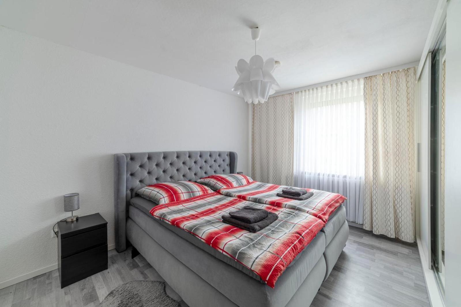 Cozy Villa With Garden, Balcony And Parking Area In Duesseldorf Exteriér fotografie