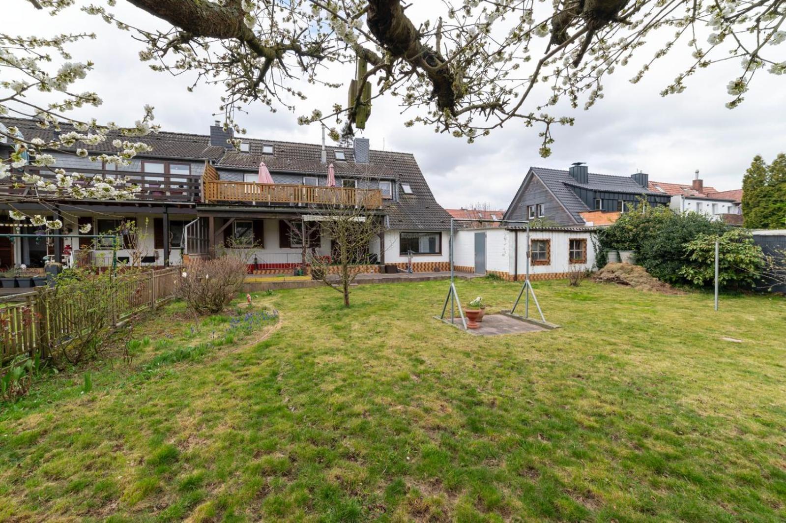 Cozy Villa With Garden, Balcony And Parking Area In Duesseldorf Exteriér fotografie