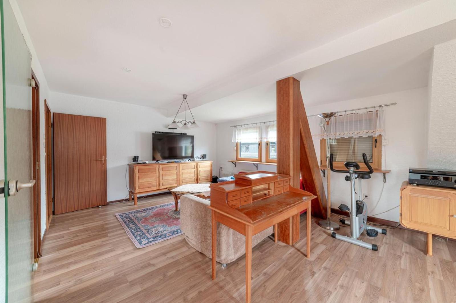 Cozy Villa With Garden, Balcony And Parking Area In Duesseldorf Exteriér fotografie
